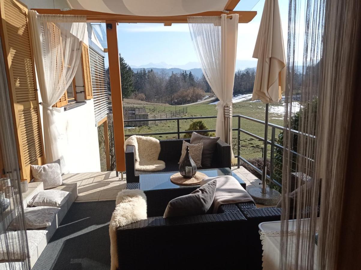 Ferienhaus Familie Zimmermann Keutschach am See Exteriör bild